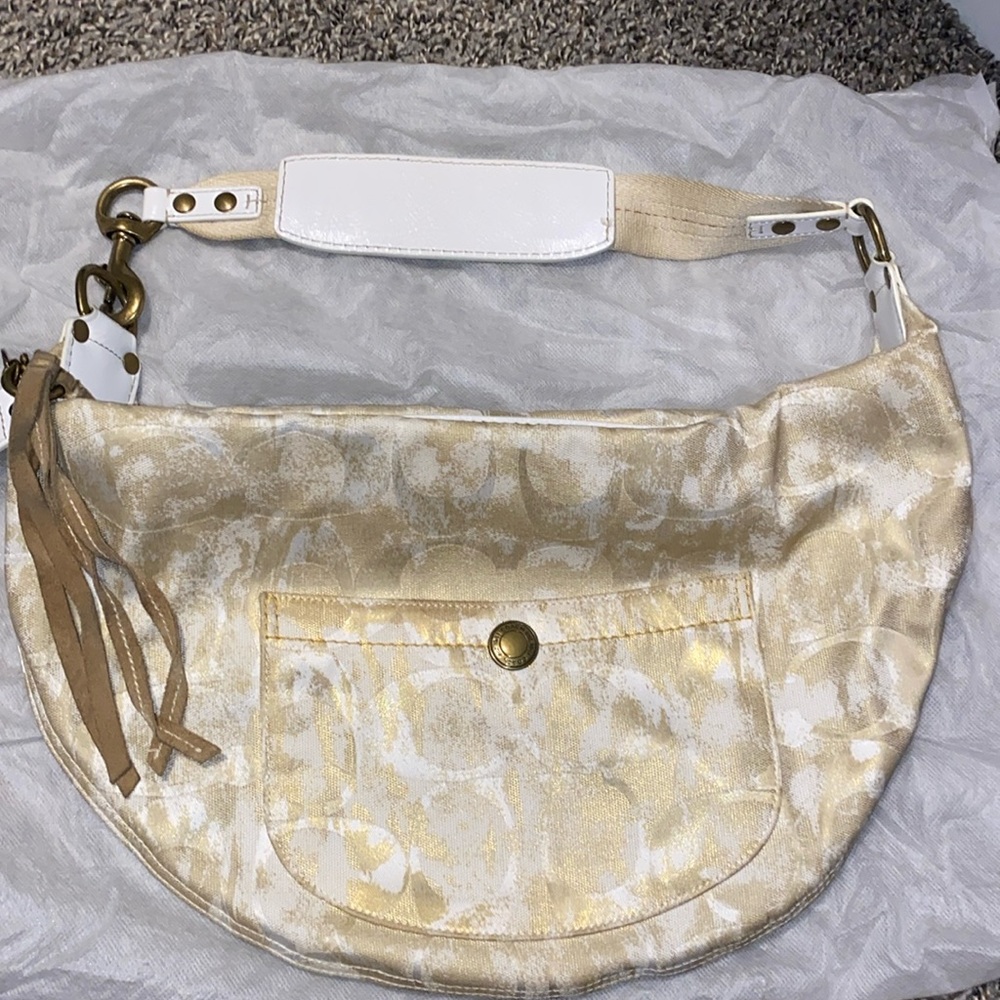 Vintage coach saddle bag mint condition!